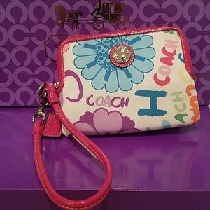 Coach Daisy Flower Floral Wristlet